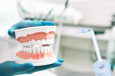 Использование ирригаторов у людей с ортопедическими конструкциями