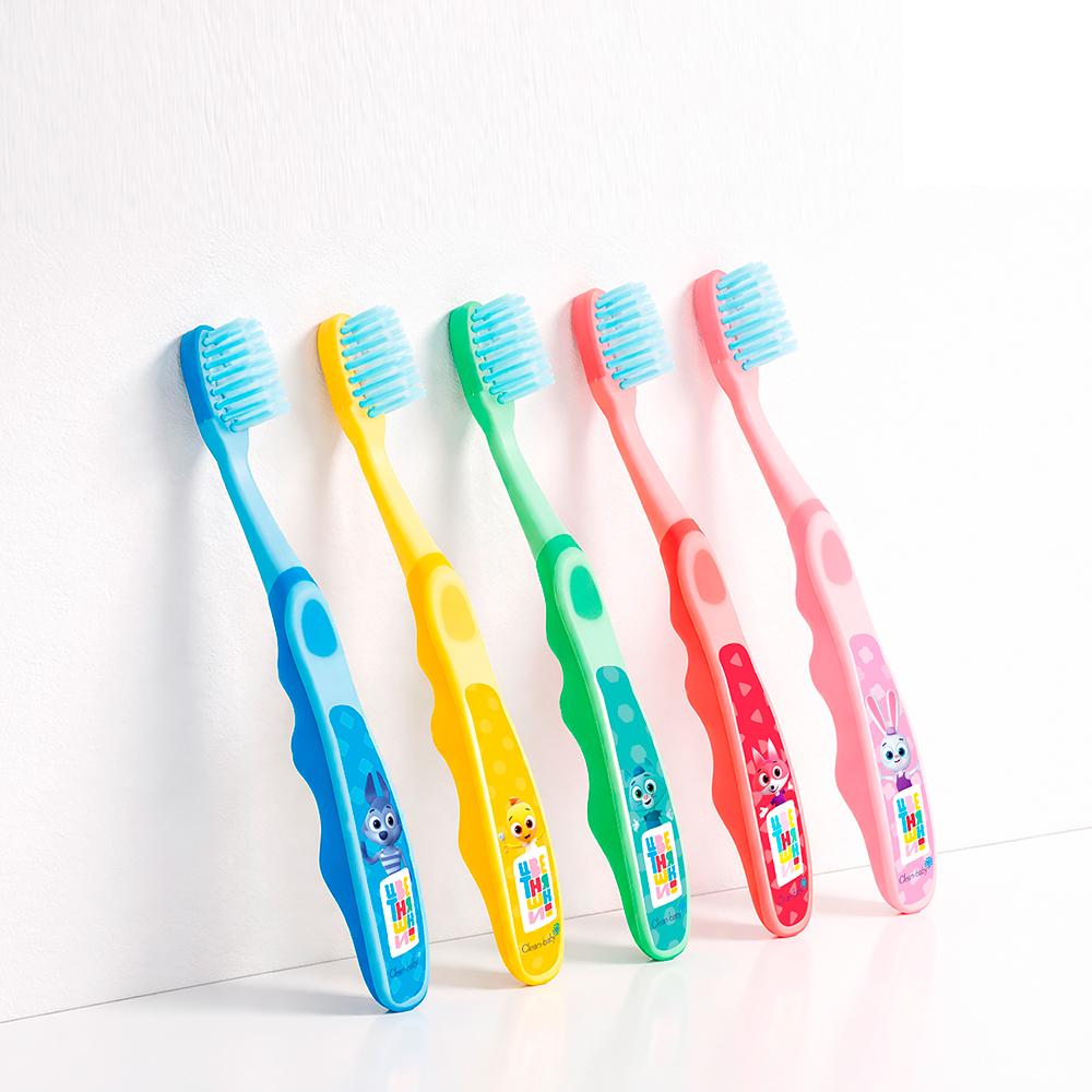 Детская зубная щетка Clean-baby «Цветняшки», 0+, синий , Волчонок У