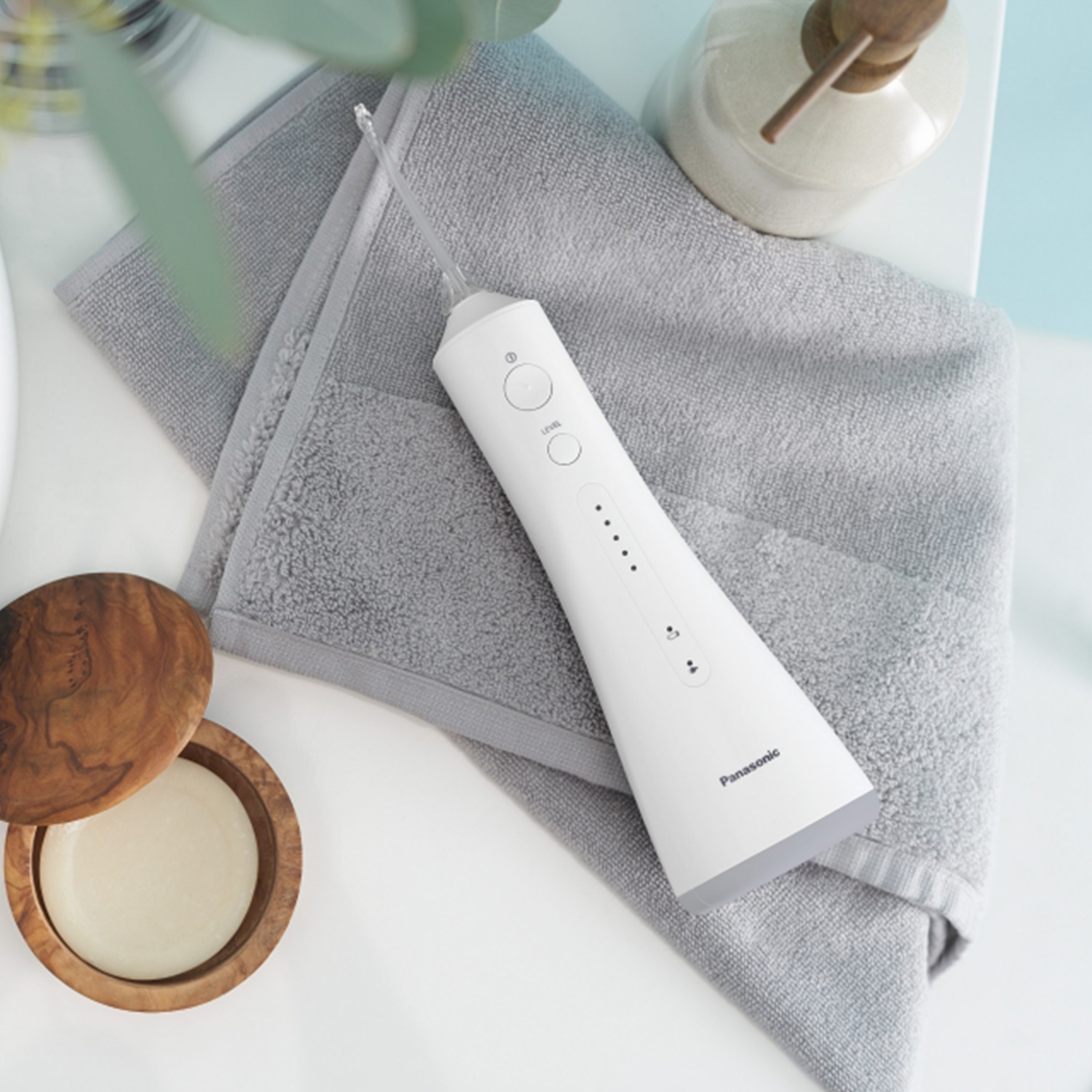 EW1511W520 PANASONIC - Ирригатор полости рта + Подарок! Средство для очистки ирригатора